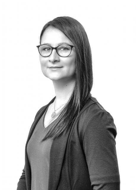 Cselkó Kitti - Finance Unit