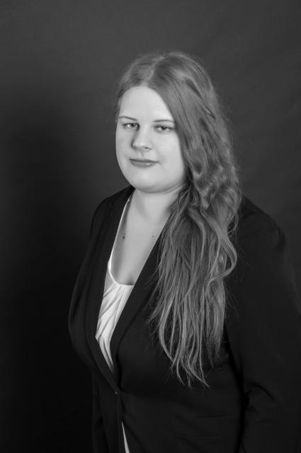 Dr. Kállai Nóra - Ügyvéd